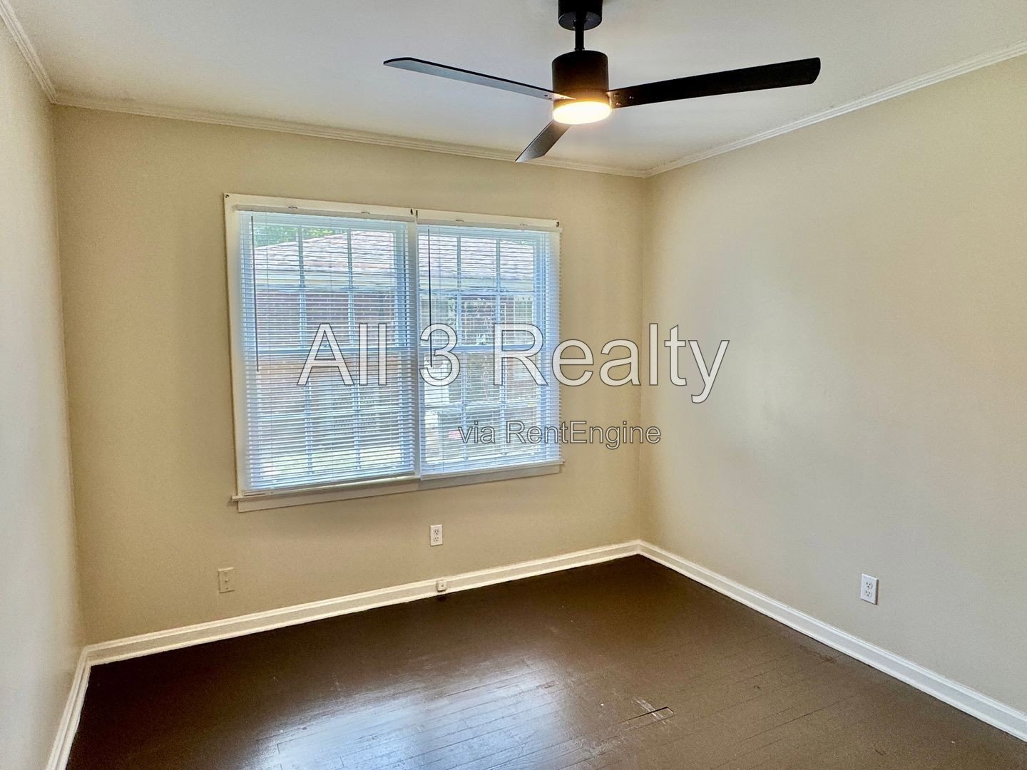 Bright 3-Bedroom in Normandale property image