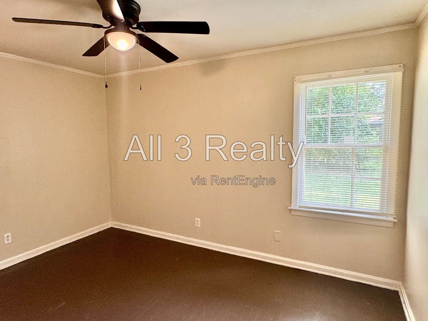 Bright 3-Bedroom in Normandale property image