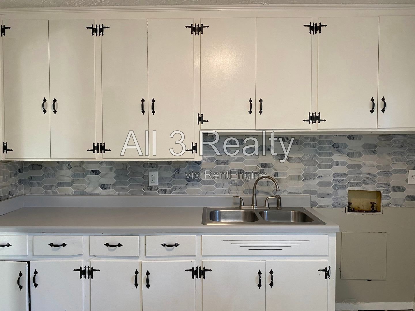 Classic Ranch with updates through out !! property image