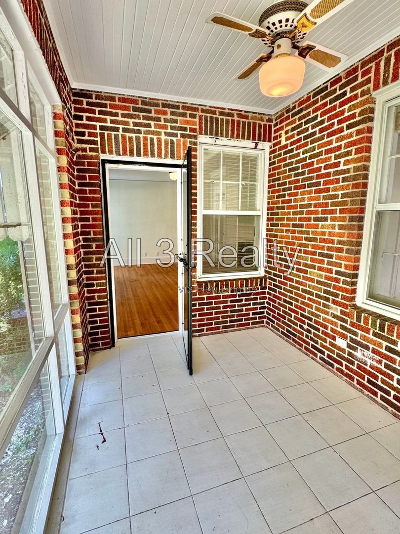 Curb appeal and more with this 3 Bedroom 2 bath property image