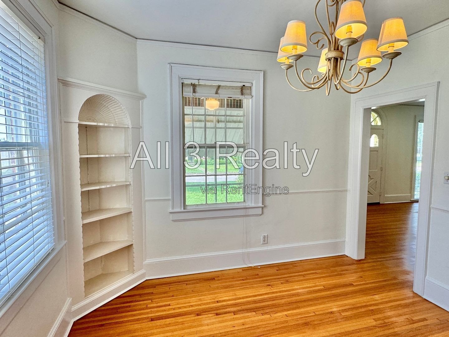Curb appeal and more with this 3 Bedroom 2 bath property image