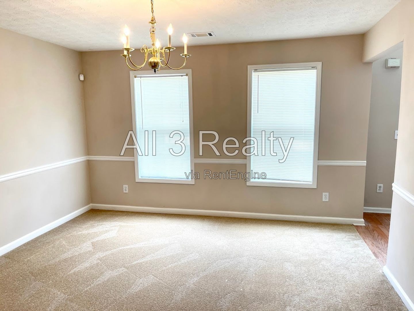 Welcome to this spacious 4 bedroom, 2.5 bathroom home located in Lithonia, GA. property image
