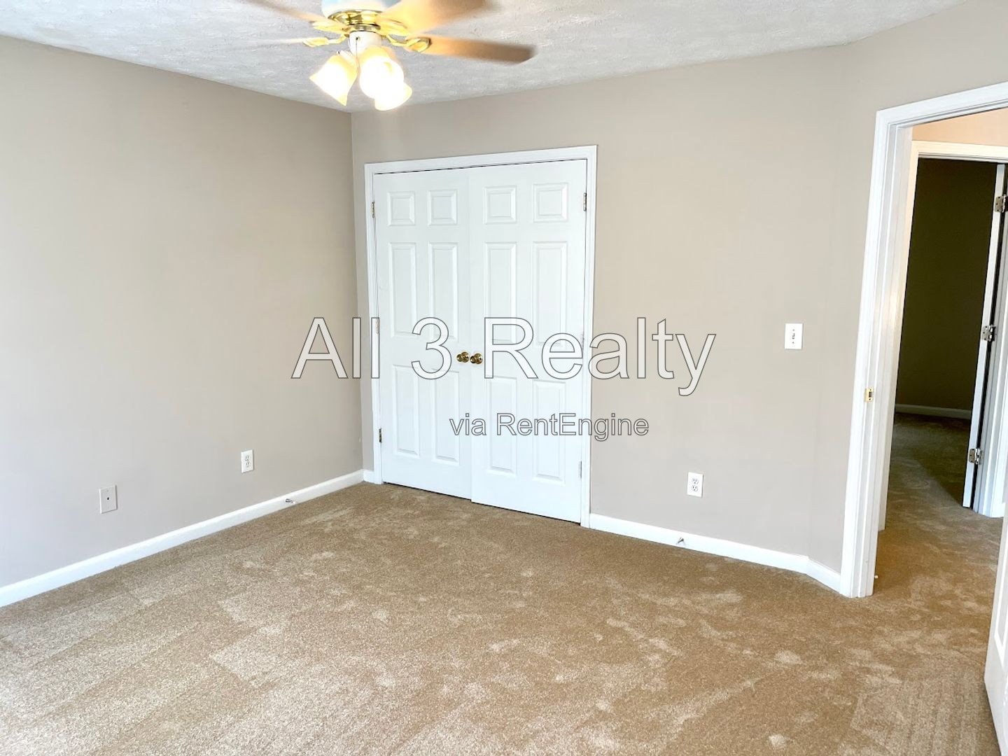 Welcome to this spacious 4 bedroom, 2.5 bathroom home located in Lithonia, GA. property image