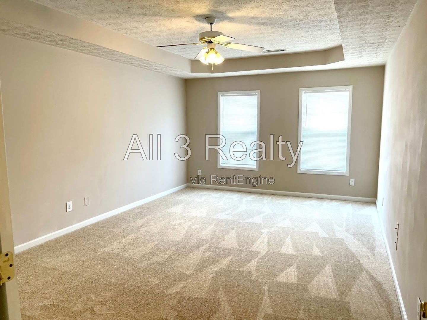 Welcome to this spacious 4 bedroom, 2.5 bathroom home located in Lithonia, GA. property image