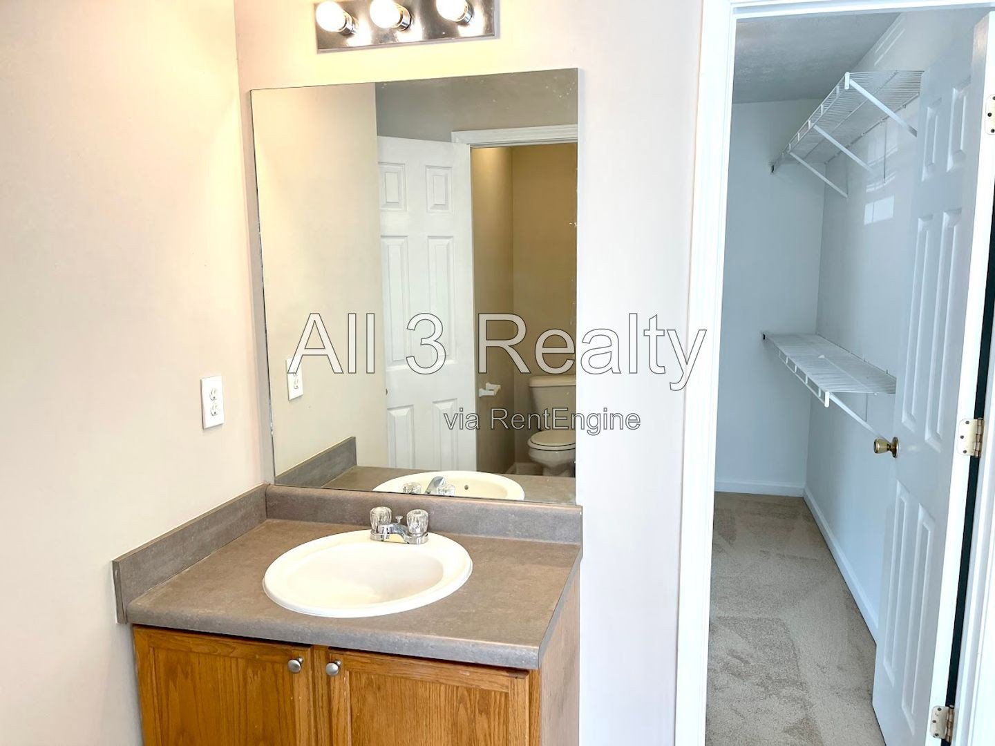 Welcome to this spacious 4 bedroom, 2.5 bathroom home located in Lithonia, GA. property image