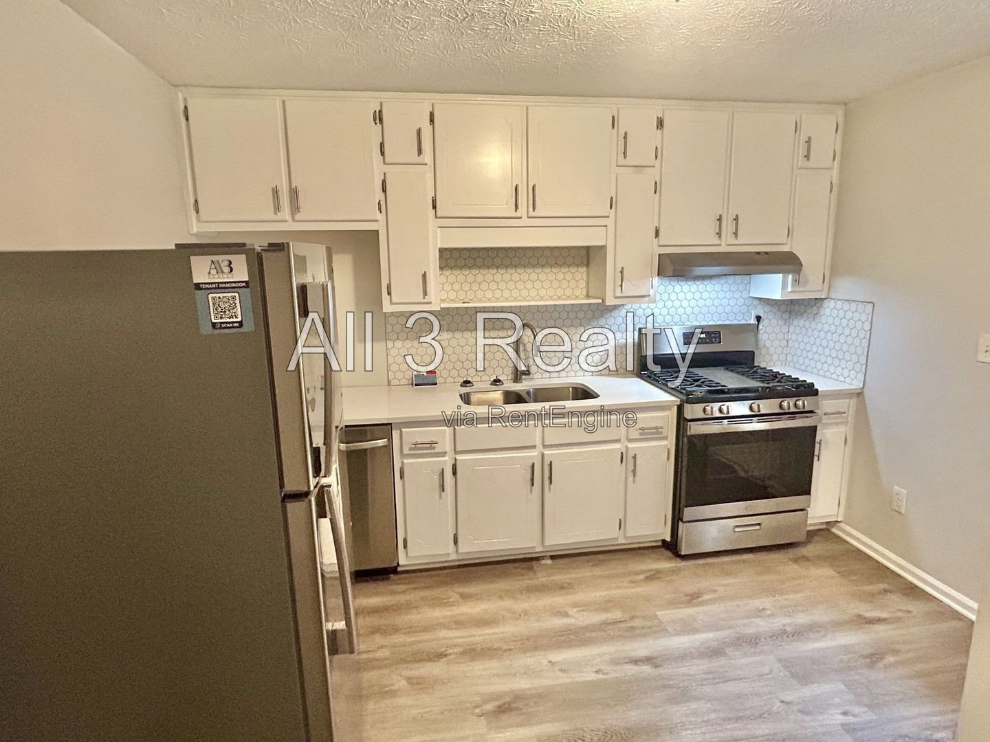 Recently renovated 2-bedroom, 1-bath home in McDonough, GA, offering an updated interior and practical layout. property image