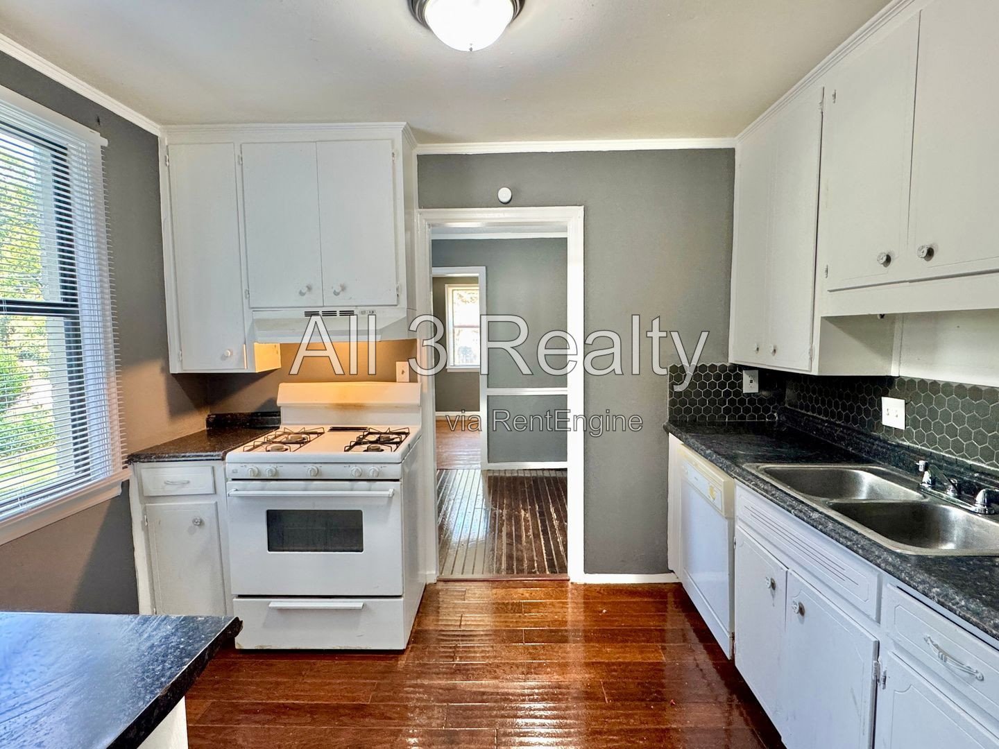 Your New Home Awaits! Charming 3 bedroom property image
