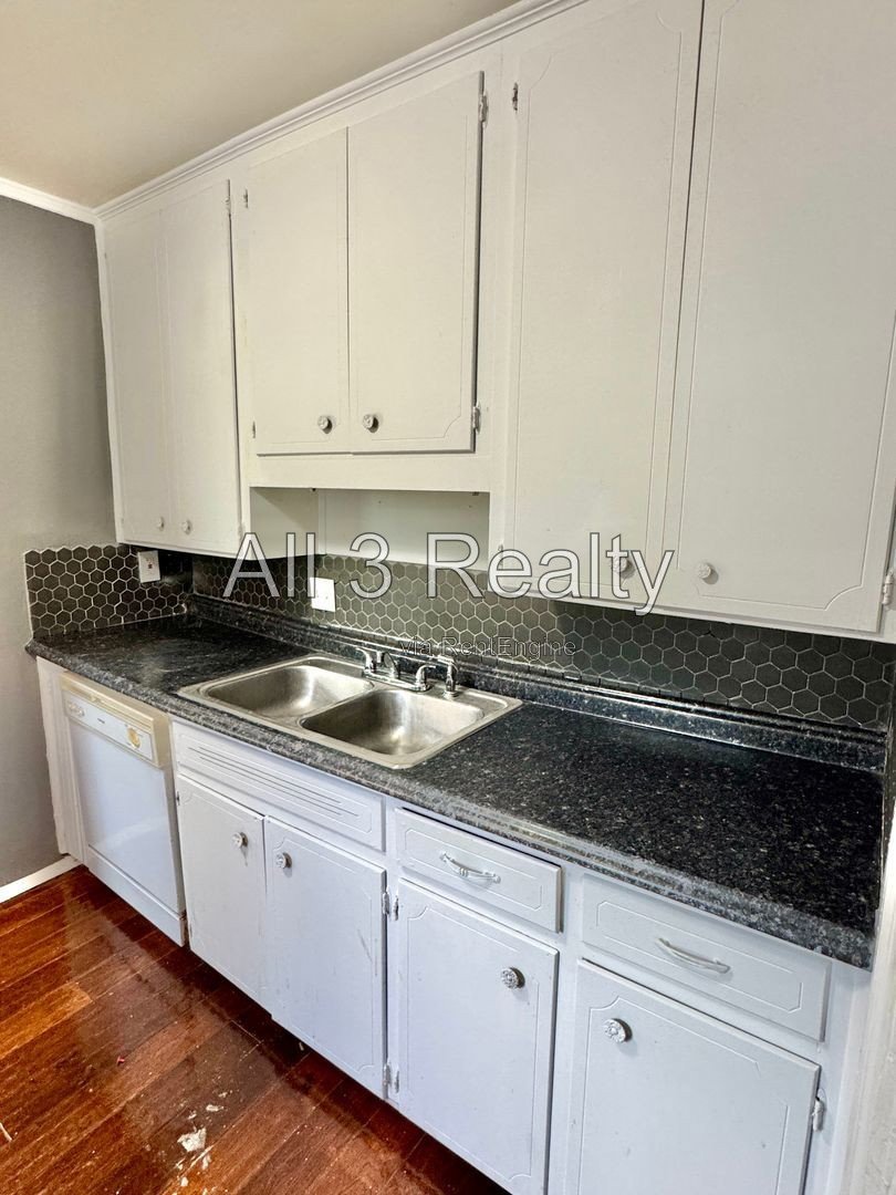 Your New Home Awaits! Charming 3 bedroom property image