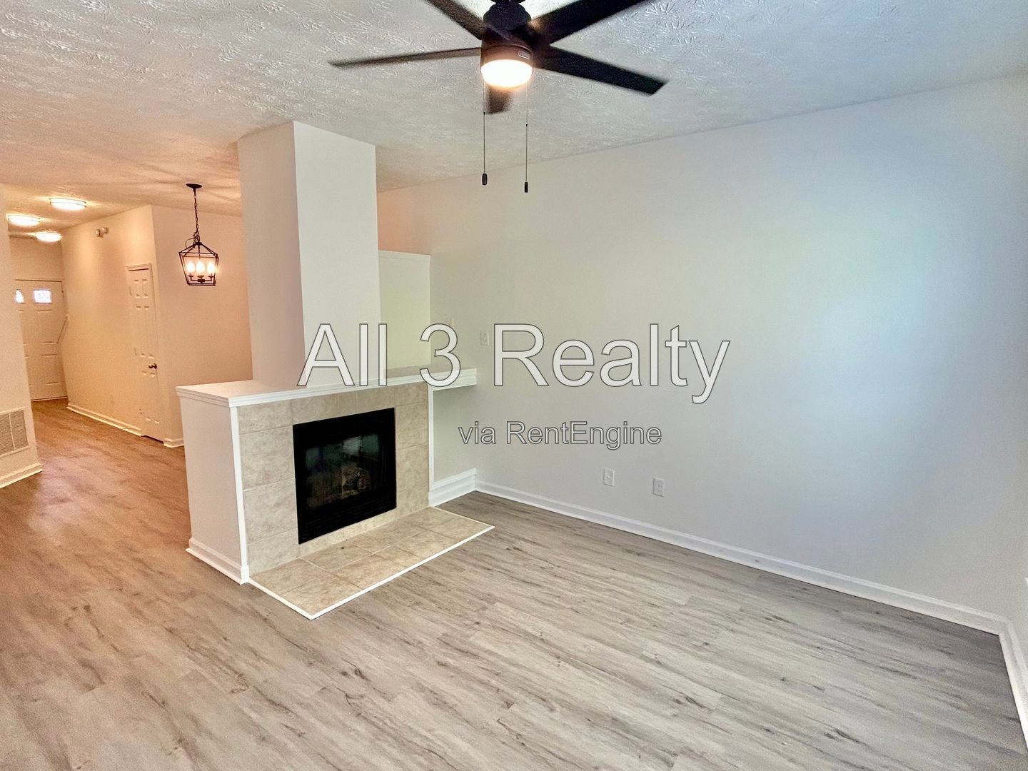 Great Location, Beautiful Townhome, 3-bedroom, 2.5-bath townhome in Flowery Branch, GA property image