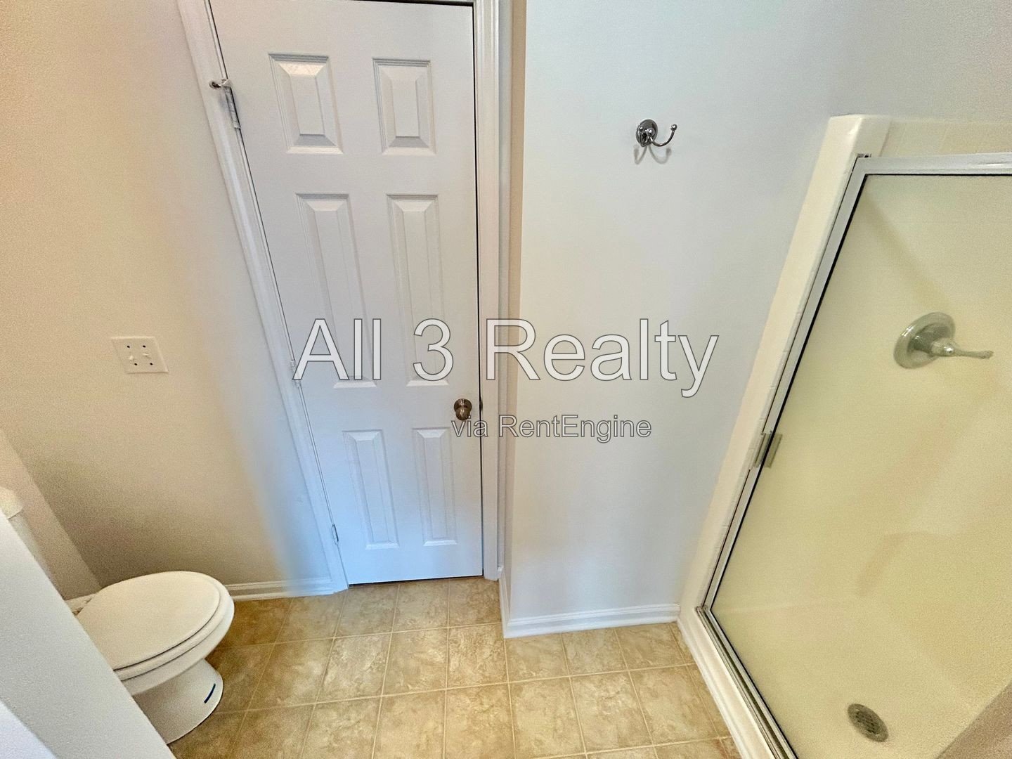 Great Location, Beautiful Townhome, 3-bedroom, 2.5-bath townhome in Flowery Branch, GA property image