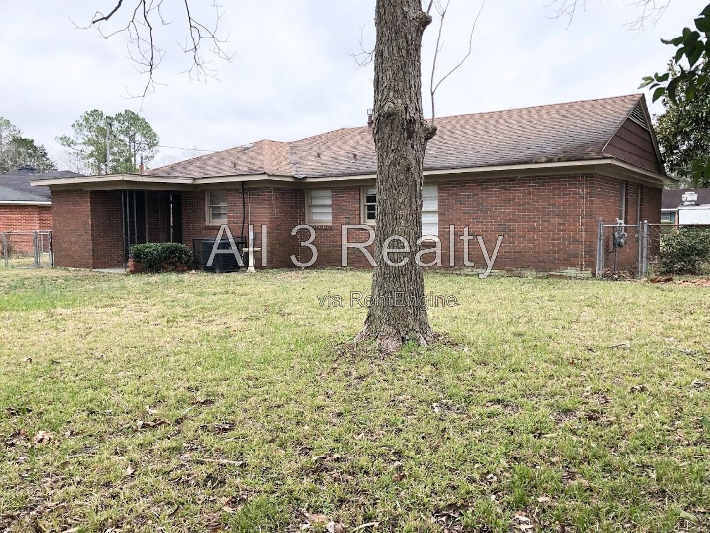 Brick Beauty! 3 Bedroom / 2 Bathroom Home Available in Montgomery! property image
