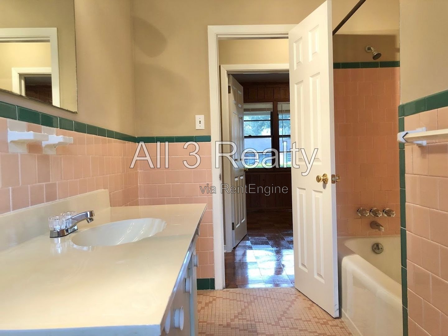 Brick Beauty! 3 Bedroom / 2 Bathroom Home Available in Montgomery! property image