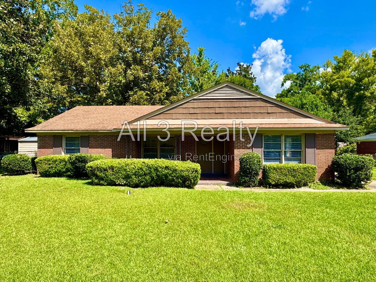 Brick Beauty! 3 Bedroom / 2 Bathroom Home Available in Montgomery! property image