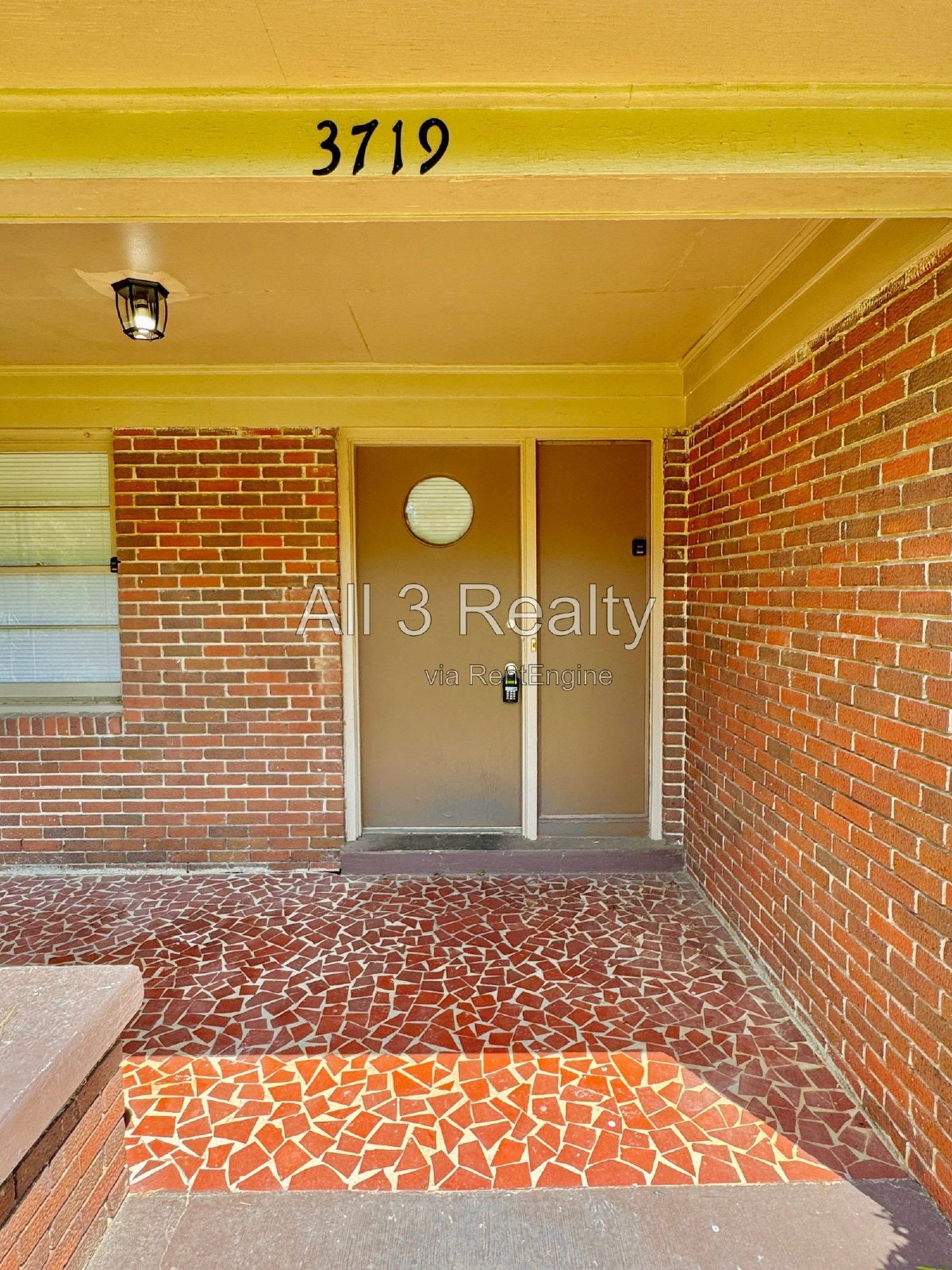 Brick Beauty! 3 Bedroom / 2 Bathroom Home Available in Montgomery! property image