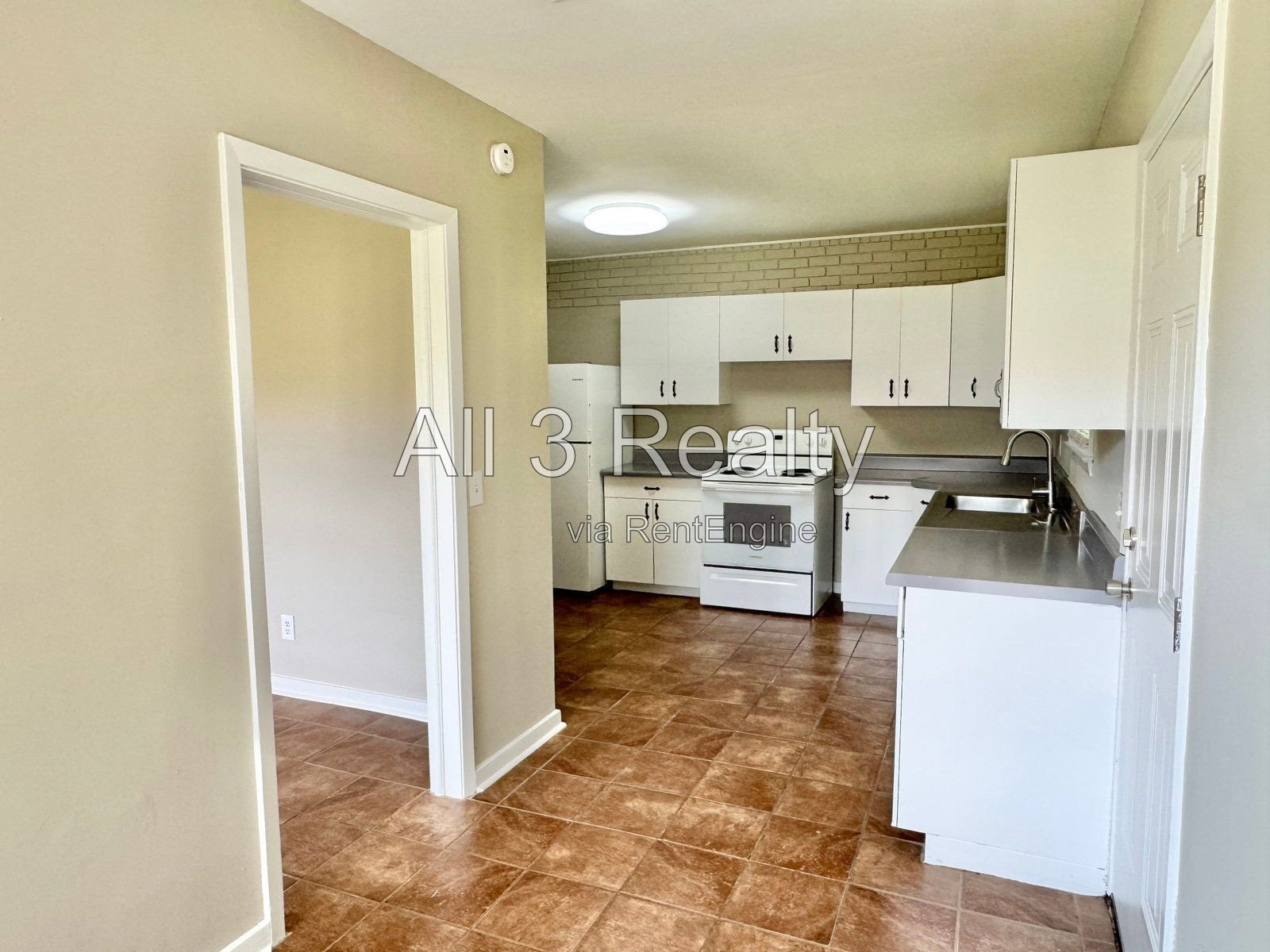 Brick Beauty! 3 Bedroom / 2 Bathroom Home Available in Montgomery! property image