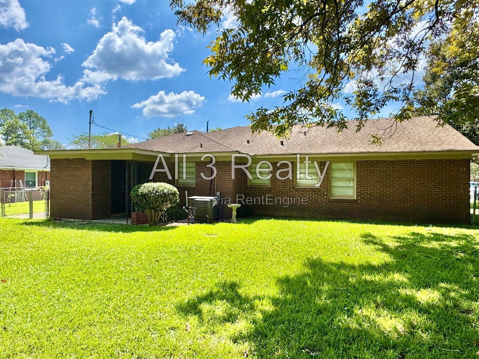 Brick Beauty! 3 Bedroom / 2 Bathroom Home Available in Montgomery! property image