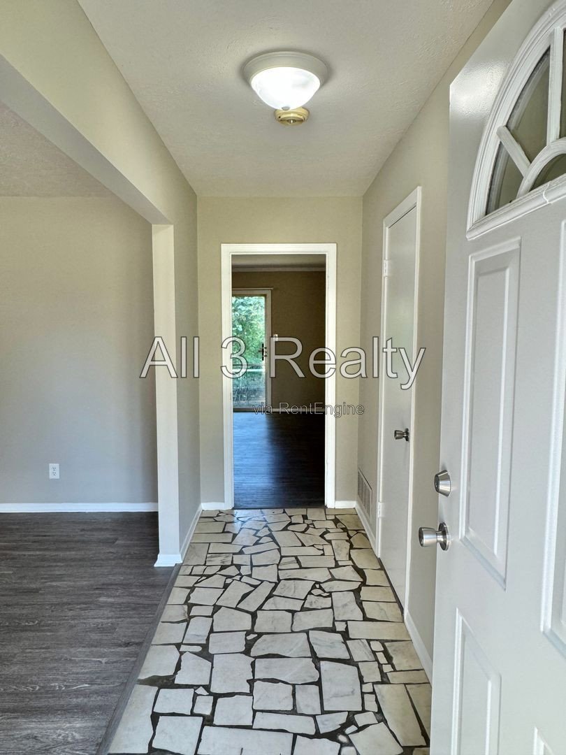 Must see Scenic Hills 3-Bedroom home !! property image