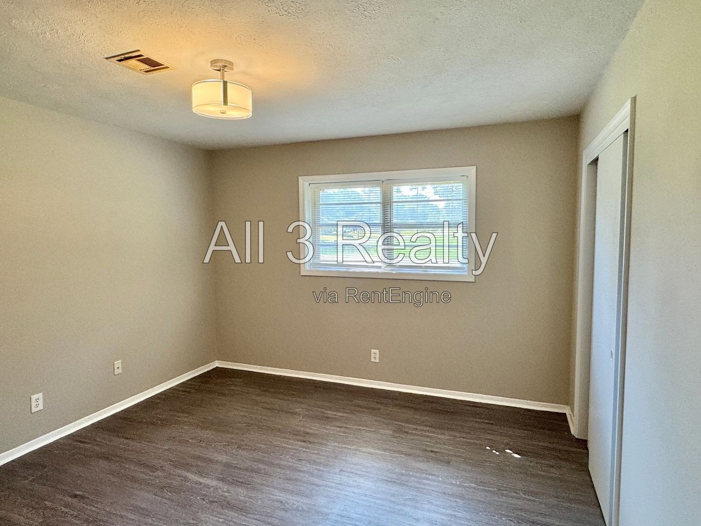 Must see Scenic Hills 3-Bedroom home !! property image