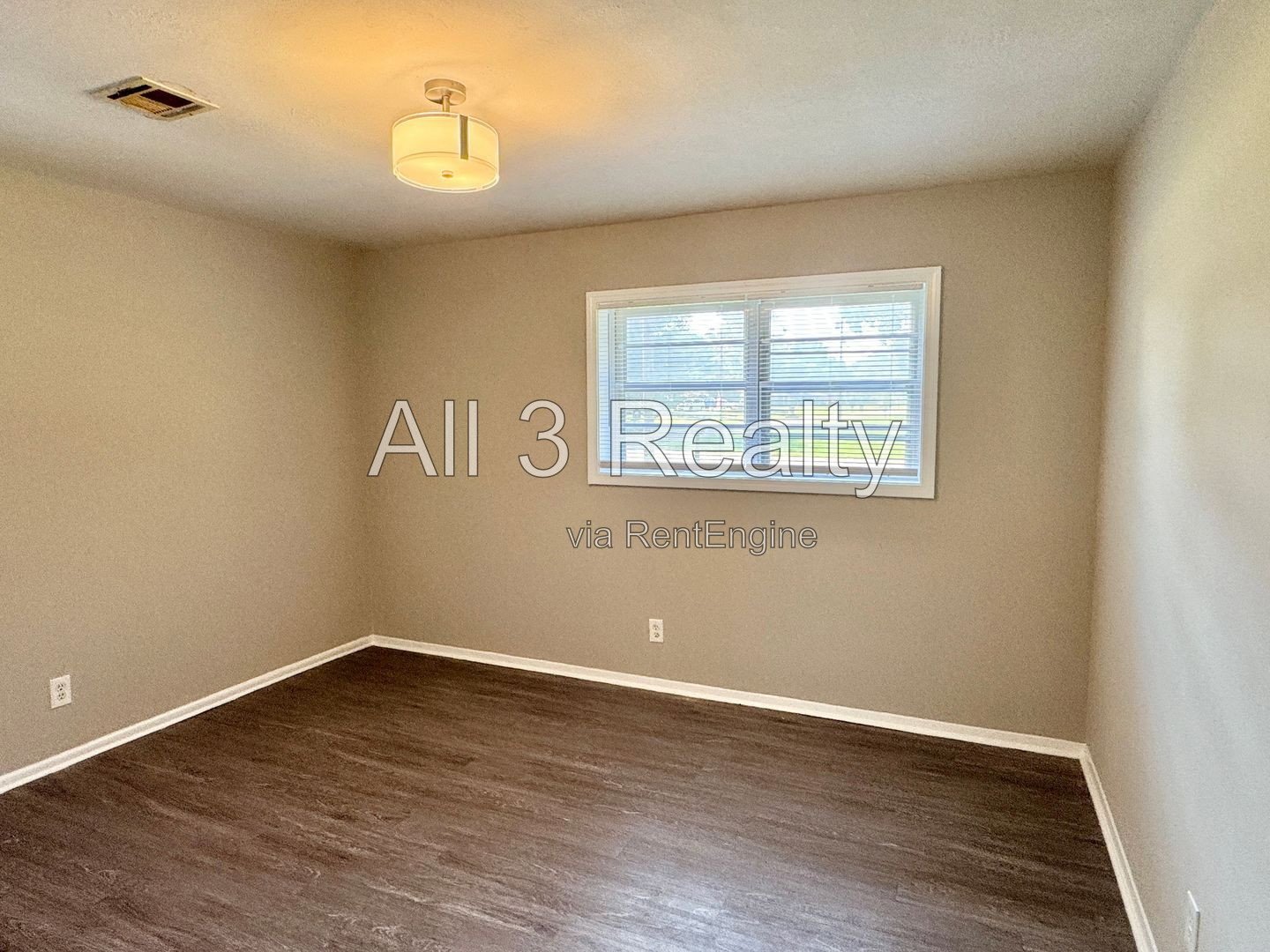 Must see Scenic Hills 3-Bedroom home !! property image