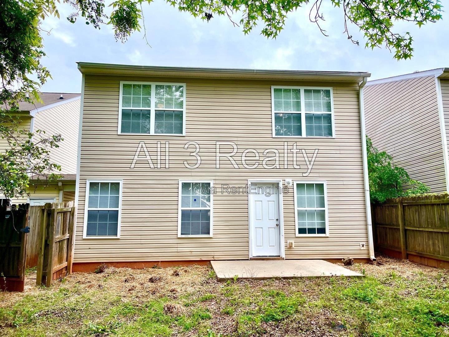 Charming 3-bedroom, 2.5-bath home in McDonough, GA featuring comfortable carpeted living spaces and ceiling fans throughout. property image