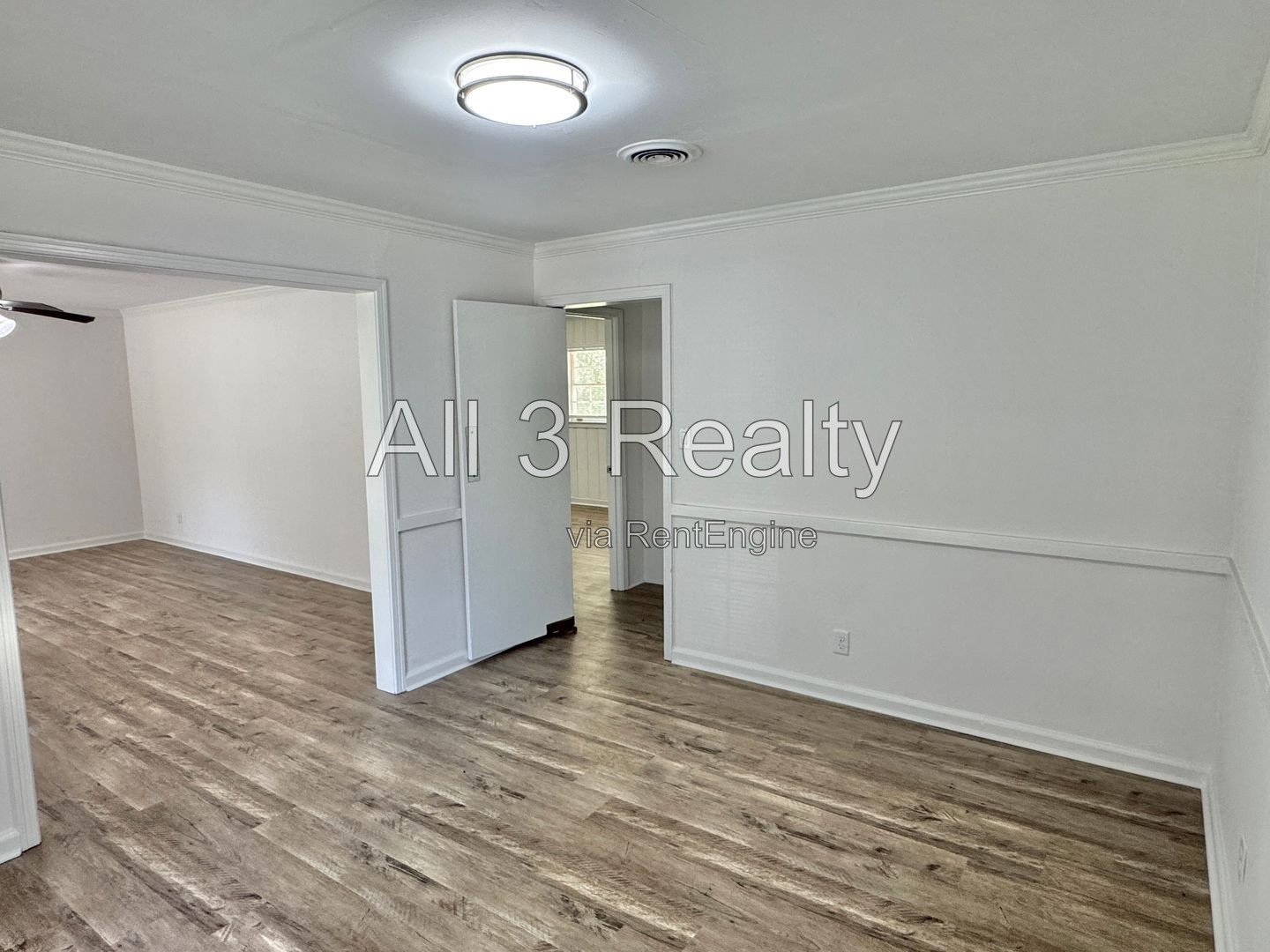 Impressive 4-Bedroom Home with 3.5 Baths property image
