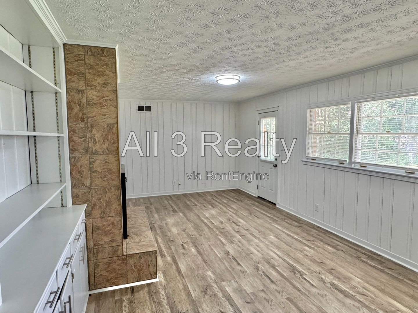 Impressive 4-Bedroom Home with 3.5 Baths property image