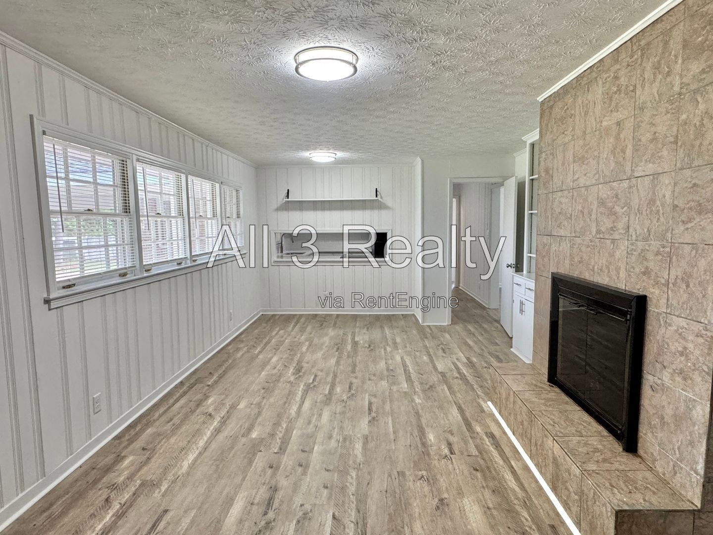 Impressive 4-Bedroom Home with 3.5 Baths property image