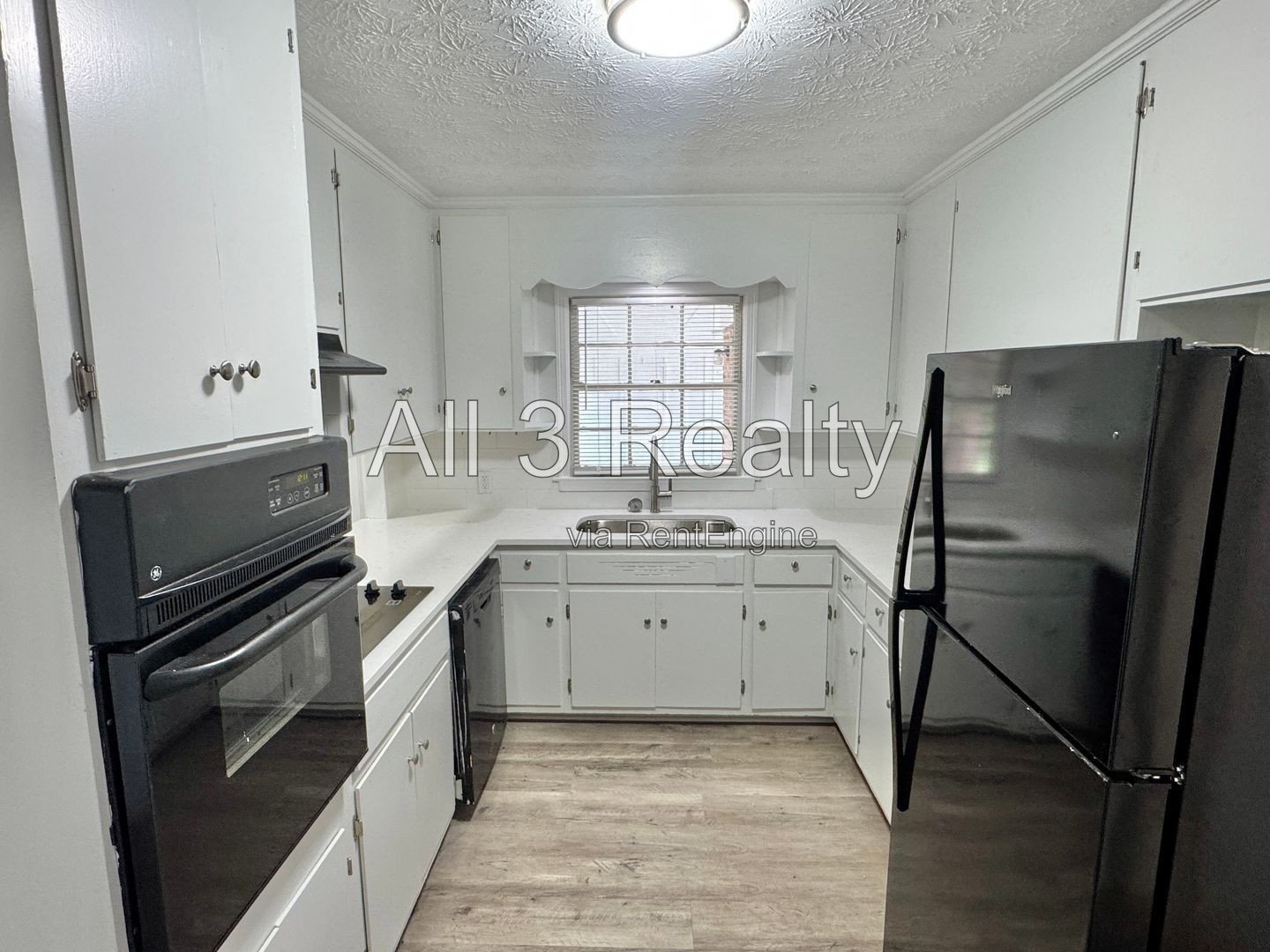 Impressive 4-Bedroom Home with 3.5 Baths property image