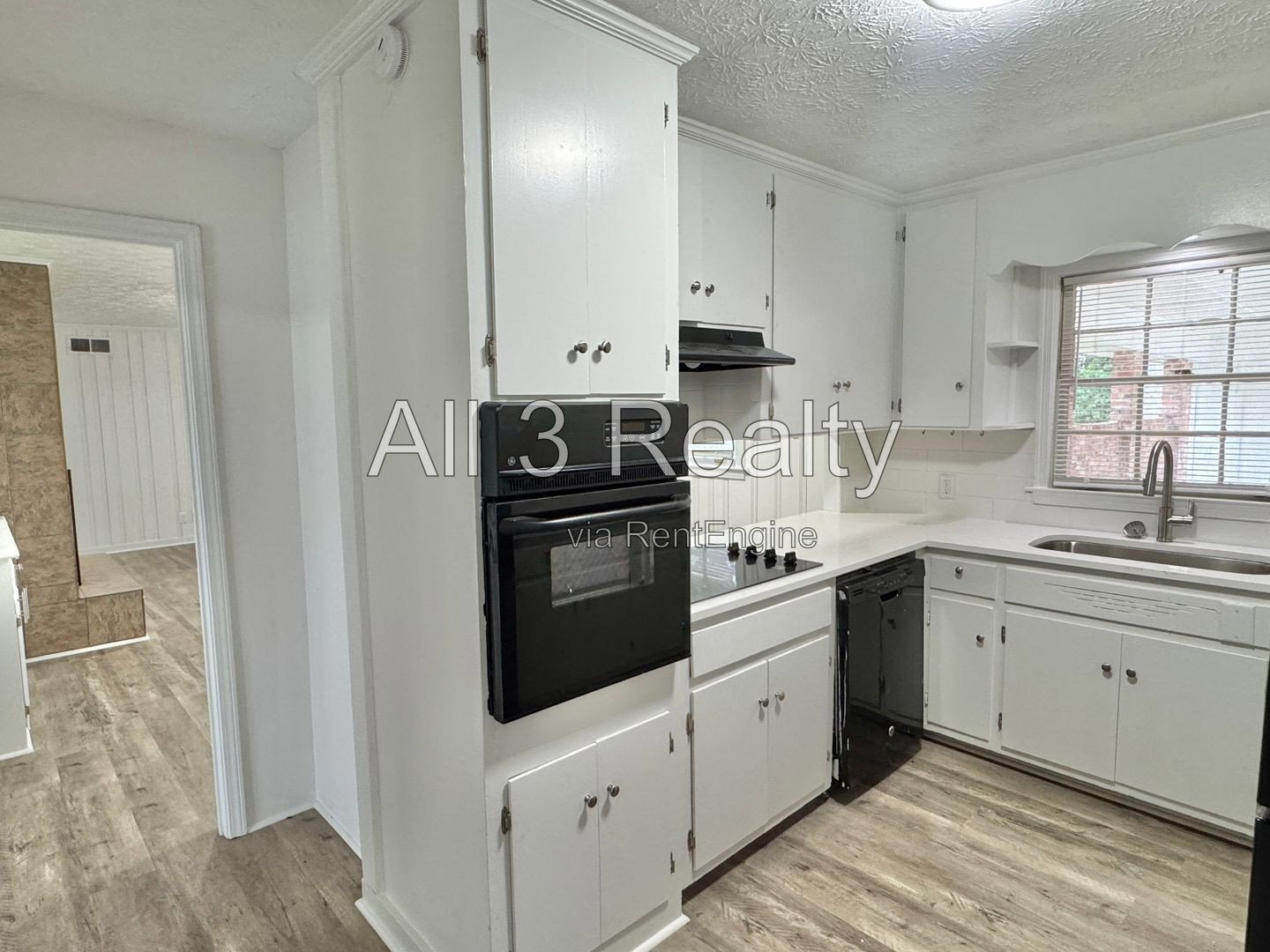 Impressive 4-Bedroom Home with 3.5 Baths property image