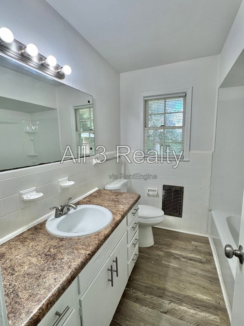 Impressive 4-Bedroom Home with 3.5 Baths property image