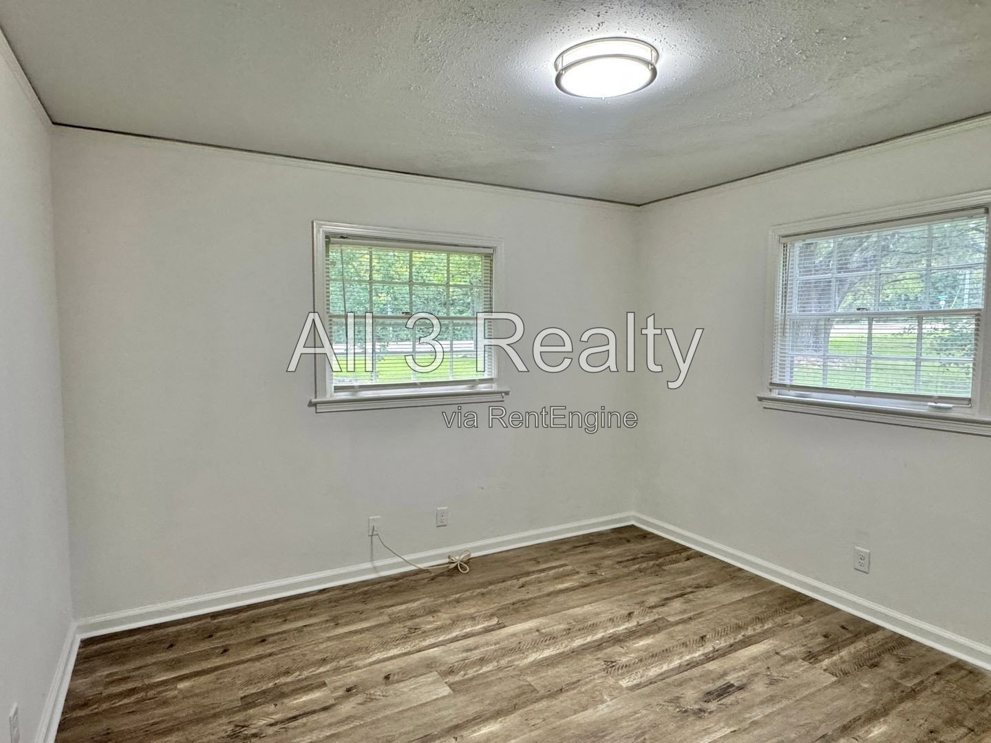 Impressive 4-Bedroom Home with 3.5 Baths property image