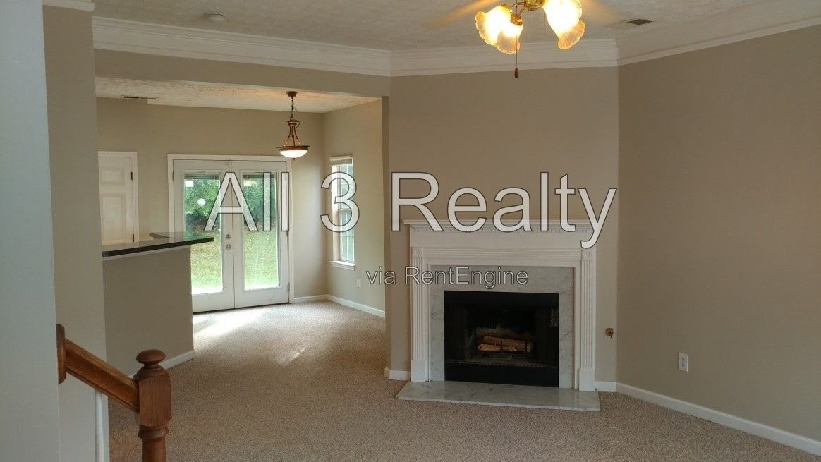 Fantastic & Cozy 2 Bedroom / 2 Bathroom Townhome in College Park! property image