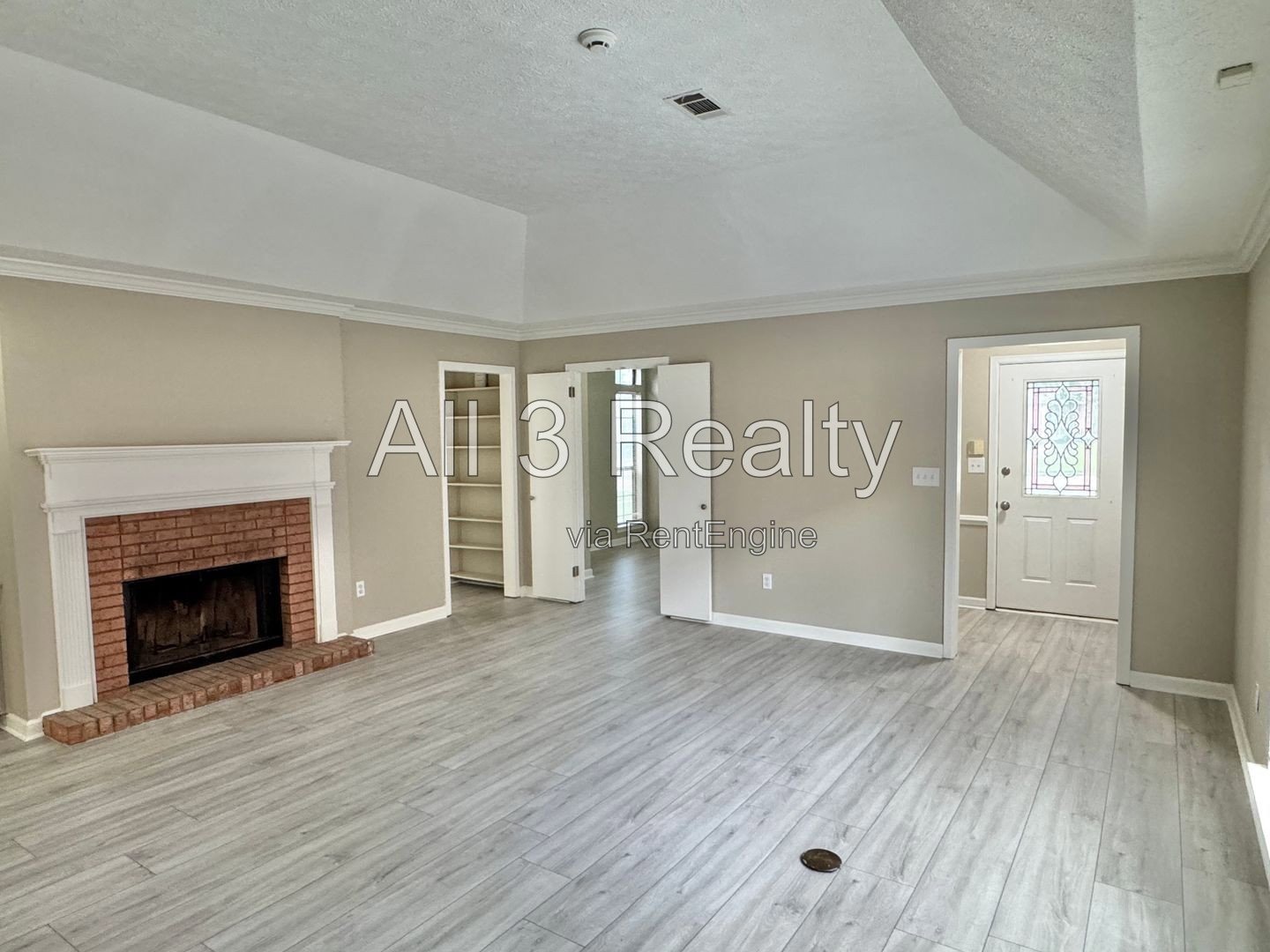 Charming Courtyard-3 Bedroom property image
