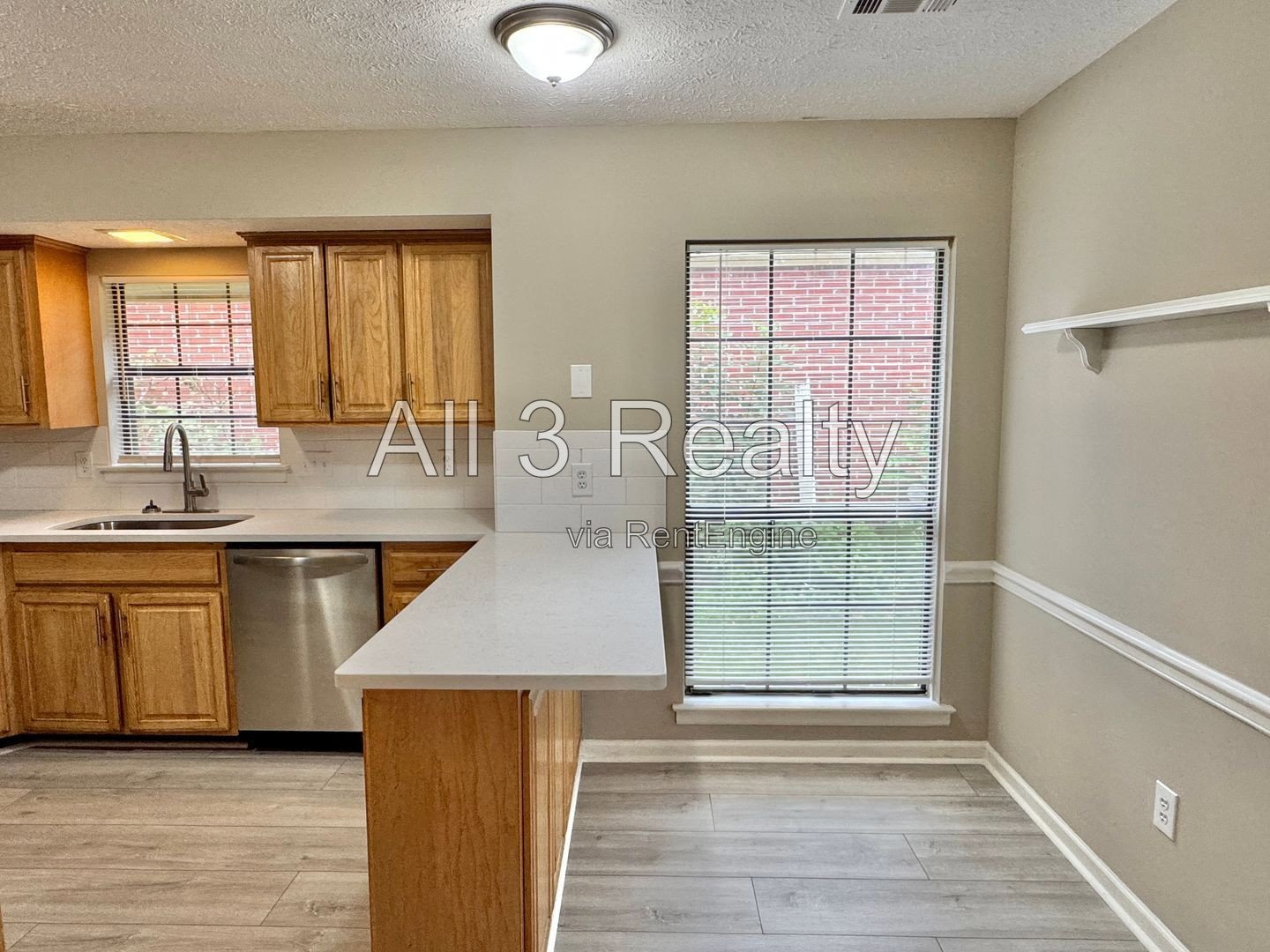 Charming Courtyard-3 Bedroom property image