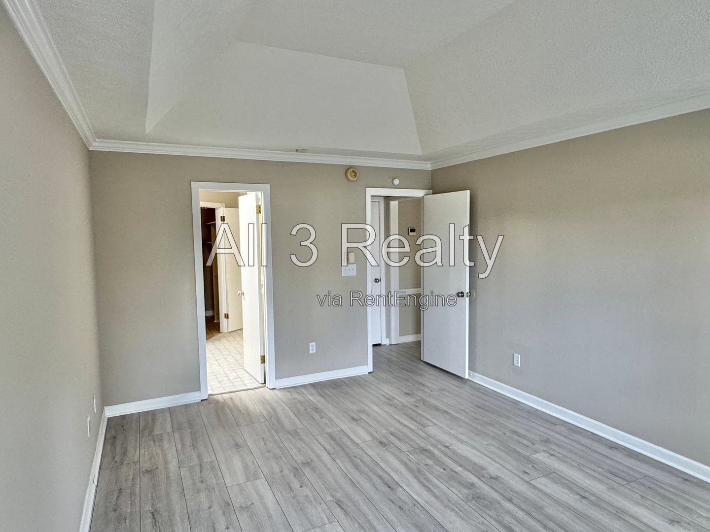Charming Courtyard-3 Bedroom property image