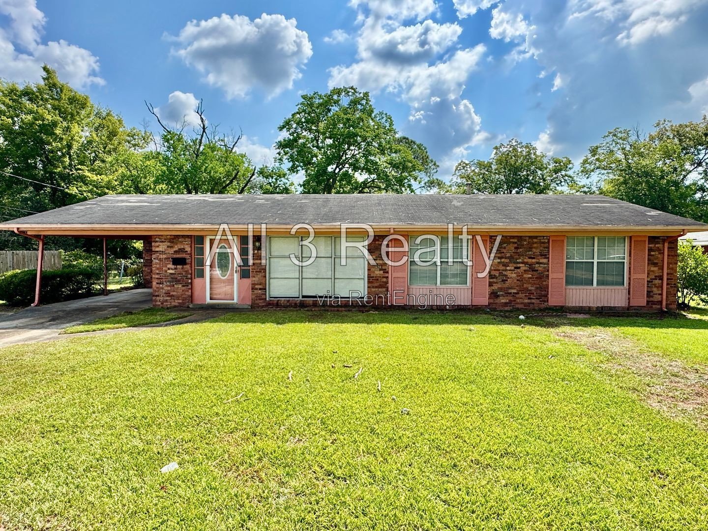 3-Bedroom -Bright, Charming, and Move-In Ready! property image