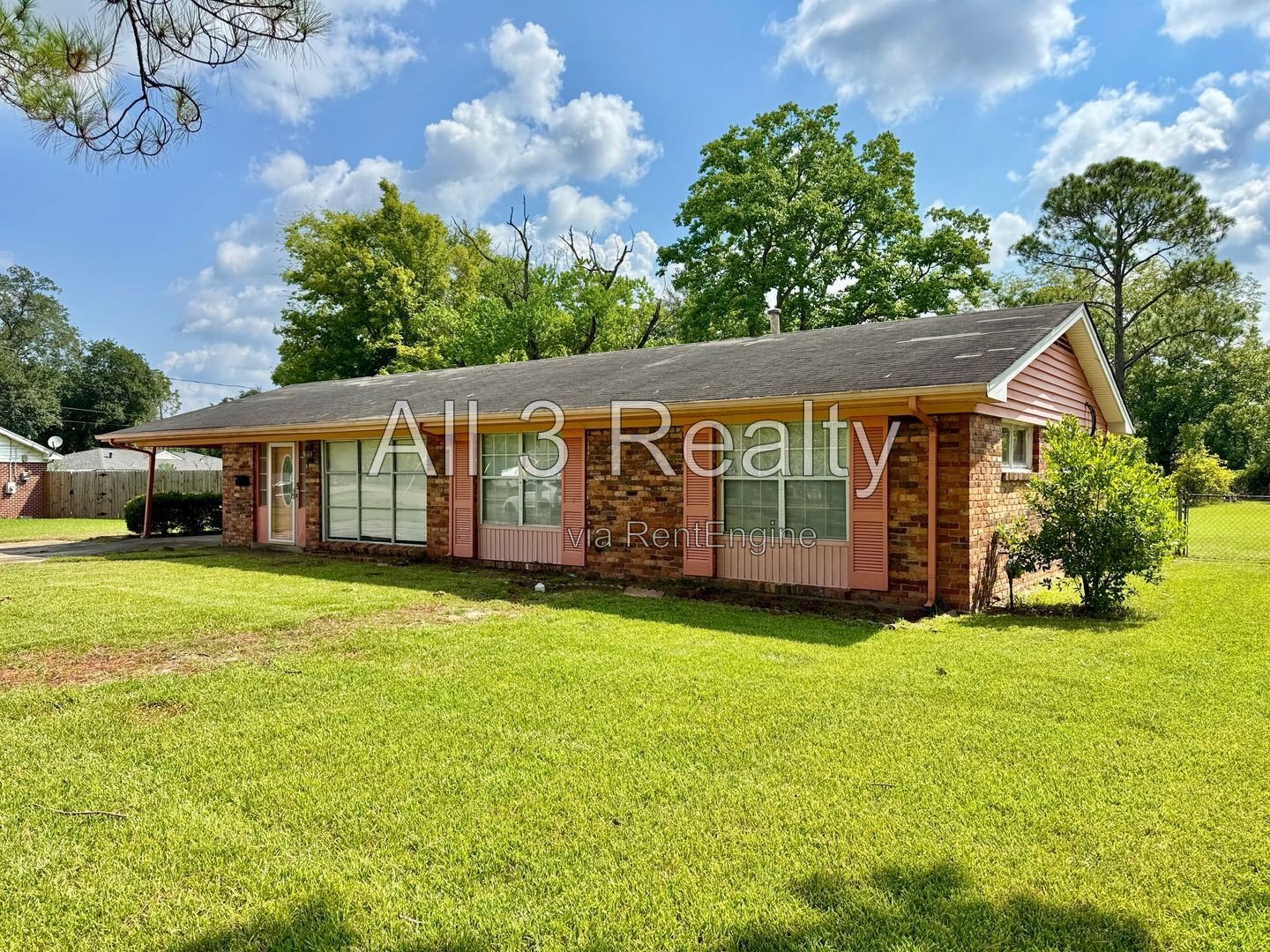 3-Bedroom -Bright, Charming, and Move-In Ready! property image