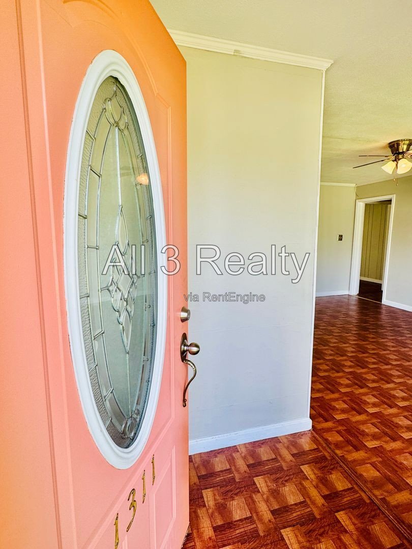 3-Bedroom -Bright, Charming, and Move-In Ready! property image