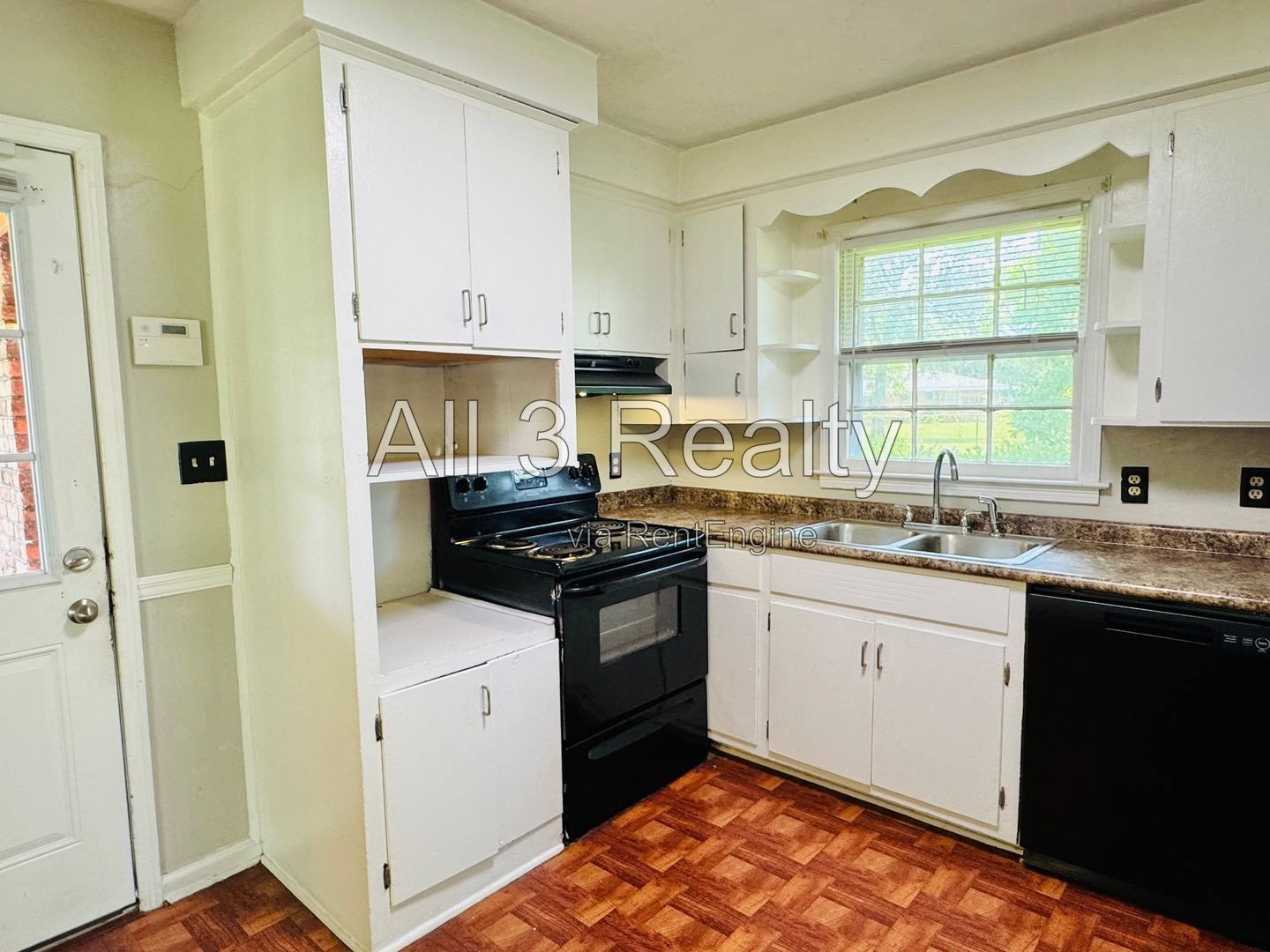 3-Bedroom -Bright, Charming, and Move-In Ready! property image
