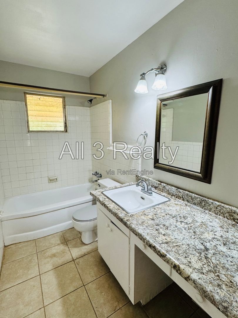 3-Bedroom -Bright, Charming, and Move-In Ready! property image