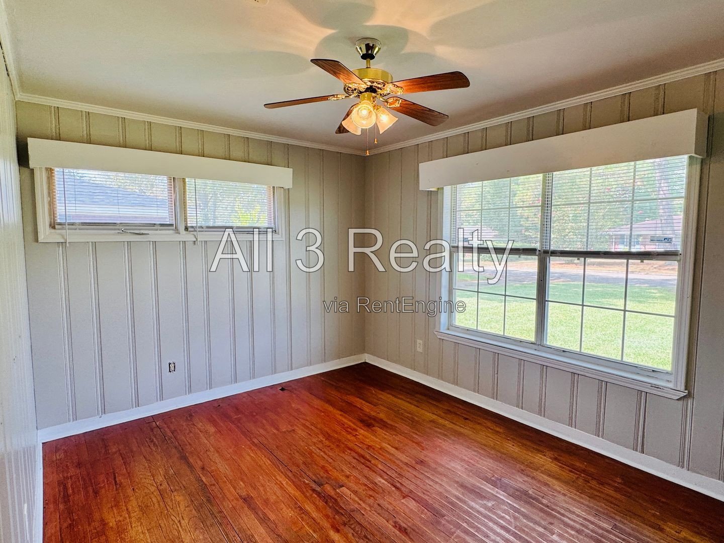 3-Bedroom -Bright, Charming, and Move-In Ready! property image