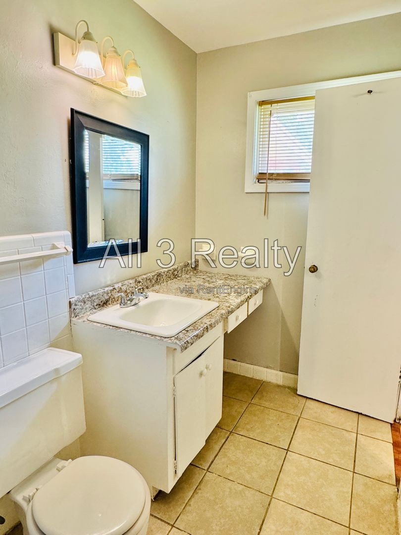 3-Bedroom -Bright, Charming, and Move-In Ready! property image