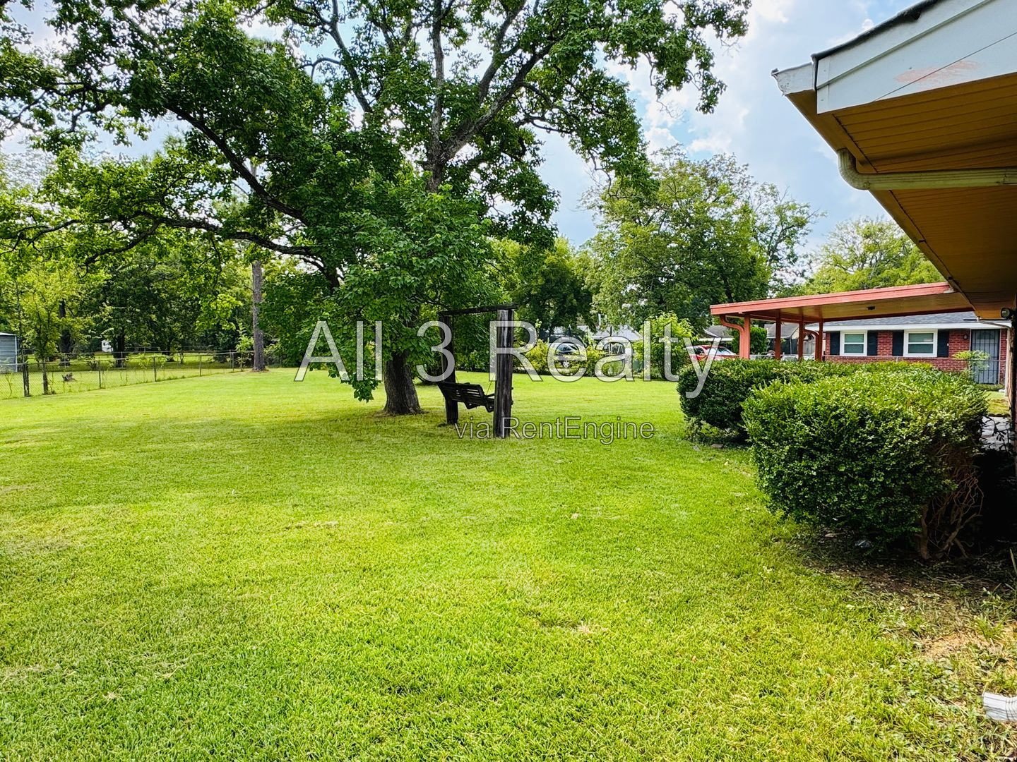 3-Bedroom -Bright, Charming, and Move-In Ready! property image
