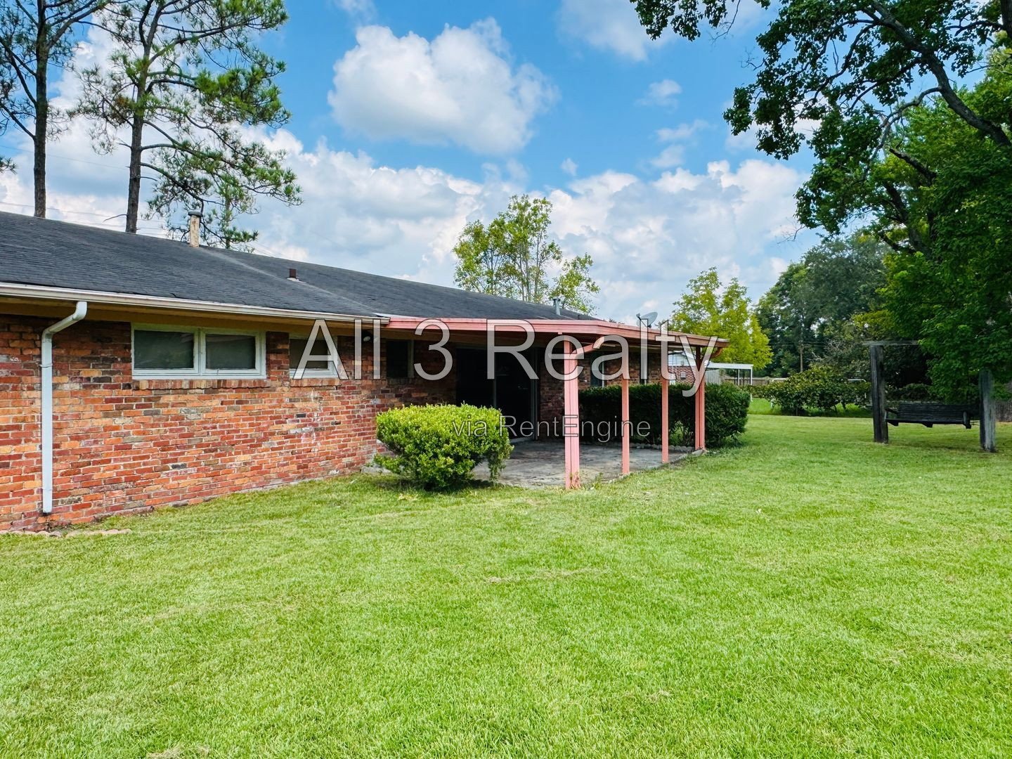 3-Bedroom -Bright, Charming, and Move-In Ready! property image