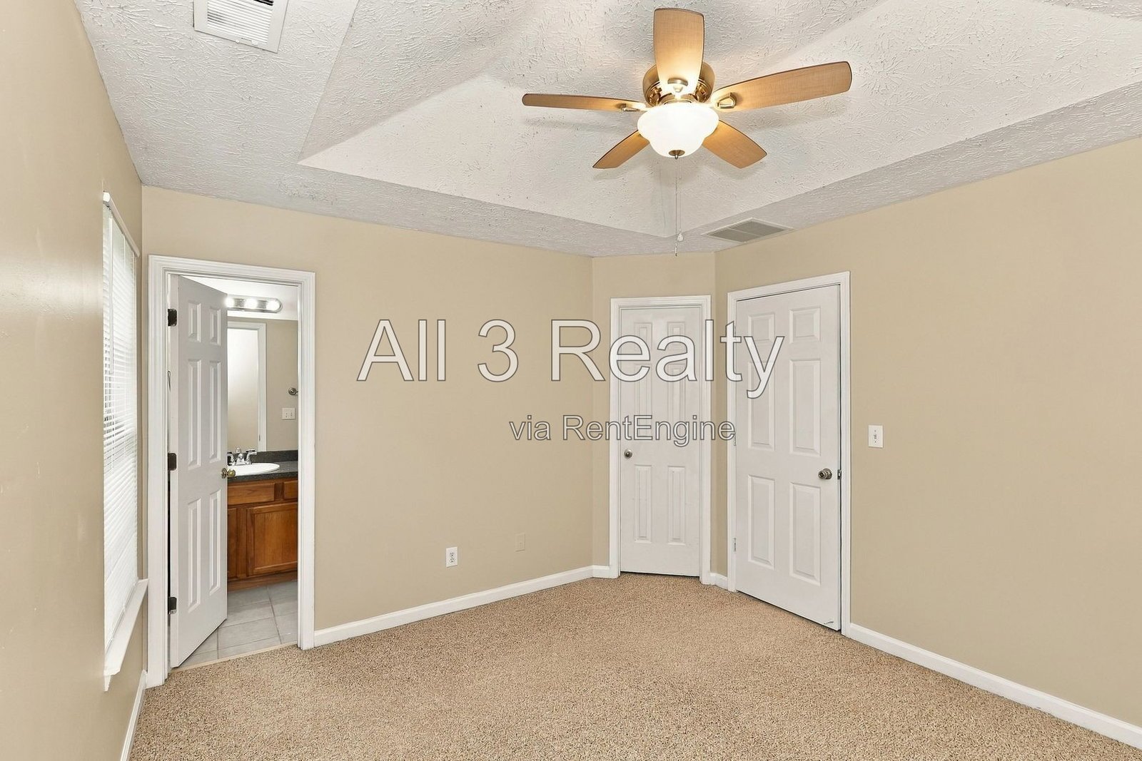 Fantastic & Cozy 2 Bedroom / 2 Bathroom Townhome in College Park! property image