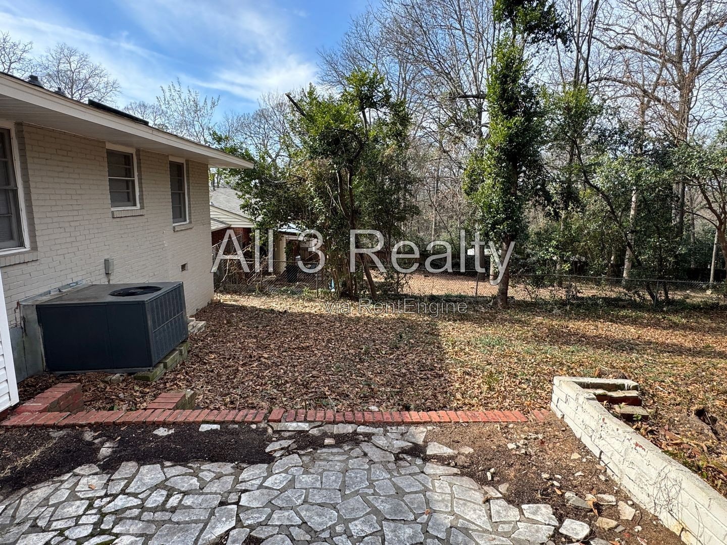 3 Bedroom in Forest Hills ! property image