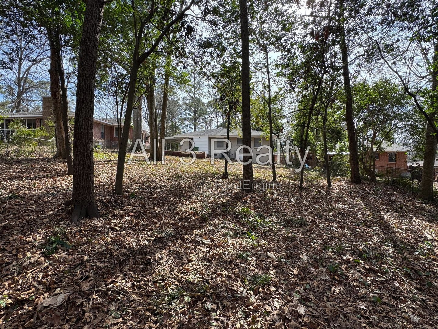 3 Bedroom in Forest Hills ! property image