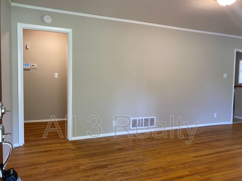 3-Bedroom  cutie ! APPLY today at All3Realty.com property image