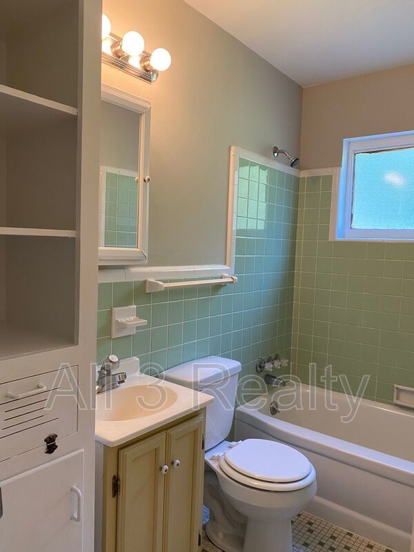 3-Bedroom  cutie ! APPLY today at All3Realty.com property image