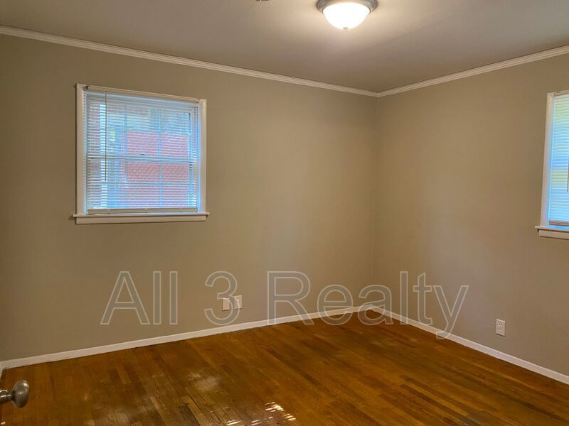 3-Bedroom  cutie ! APPLY today at All3Realty.com property image